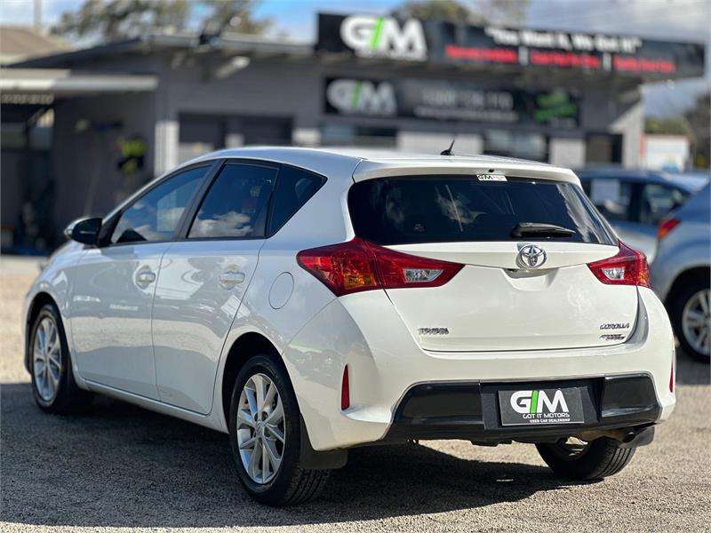 Toyota Corolla 2013 Ascent Sport