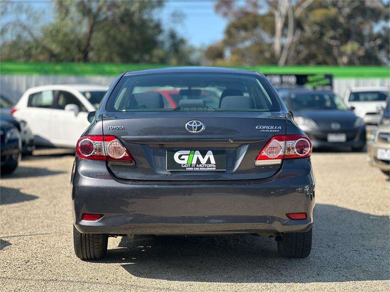 Toyota Corolla 2011 Ascent