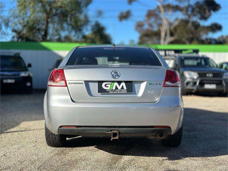 Holden Commodore 2009 Omega