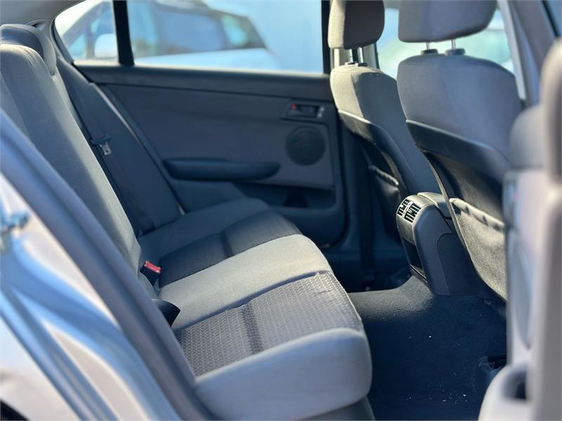 Holden Commodore  2009 Omega