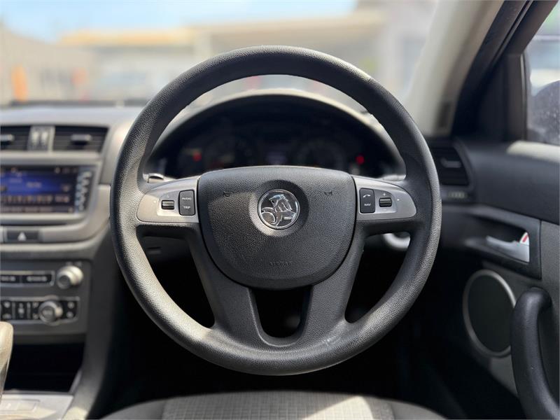 Holden Commodore 2012 Omega