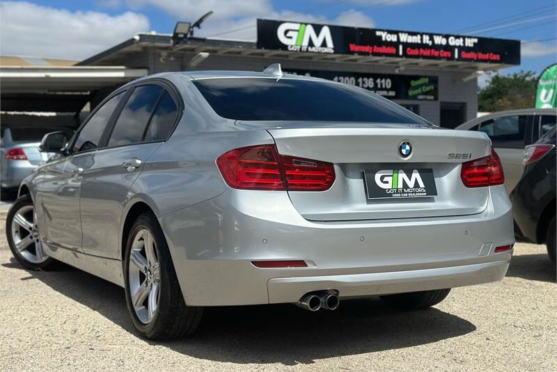 BMW 3 Series 2012  328i