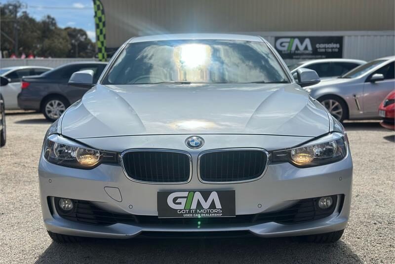 BMW 3 Series 2012  328i